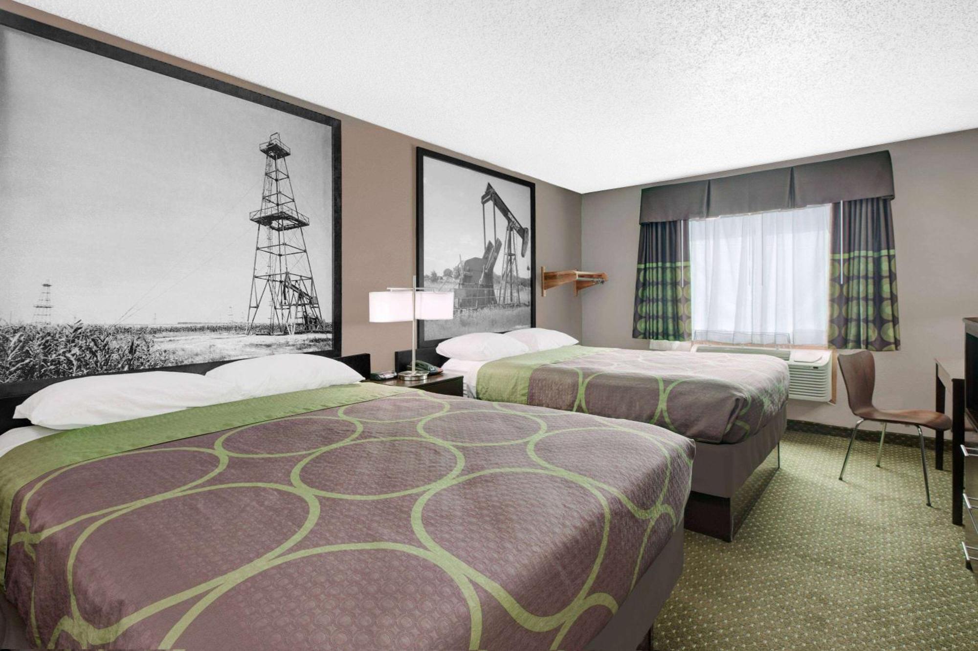 Super 8 By Wyndham Bedford Dfw Airport West Motel Eksteriør bilde
